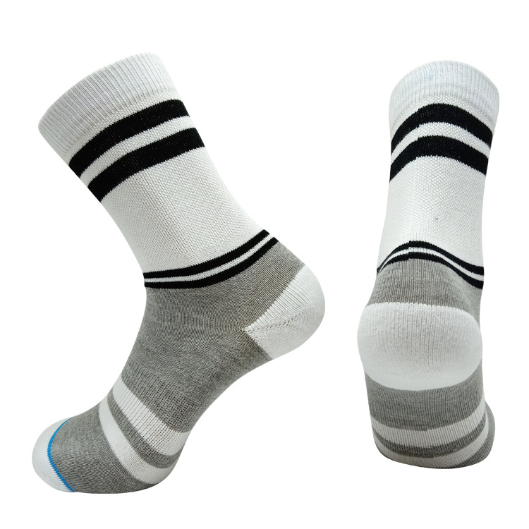 Walking Socks Adult Towel Absorbent Breathable Non-slip Bottom Wear Wild Socks Sports